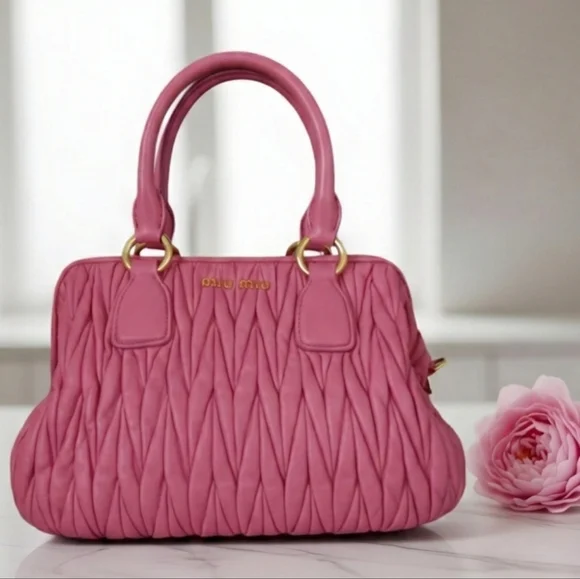 Miu Miu 💕 Pink Matelasse Nappa Leather Top Handle Satchel Bag Pristine ✨ - Picture 2 of 16